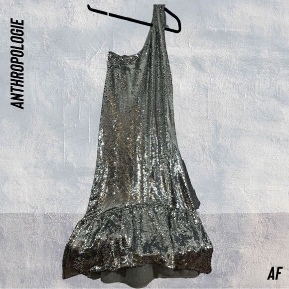 ANTHROPOLOGIE MAEVE ONE SHOULDER SEQUINED MIDI DRESS IN SILVER - Picture 5 of 11